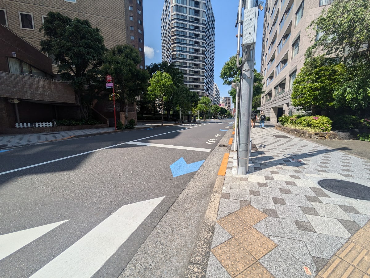 v20250917150804/fresh/building/J00100395692_2