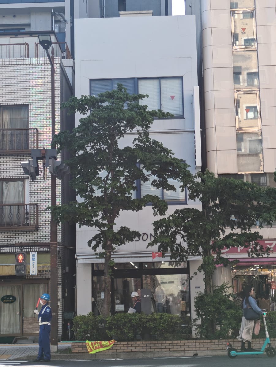 v20250917150804/fresh/building/J00100418817_1