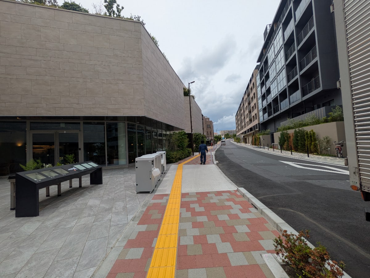 v20250917150804/fresh/building/J00100478094_2