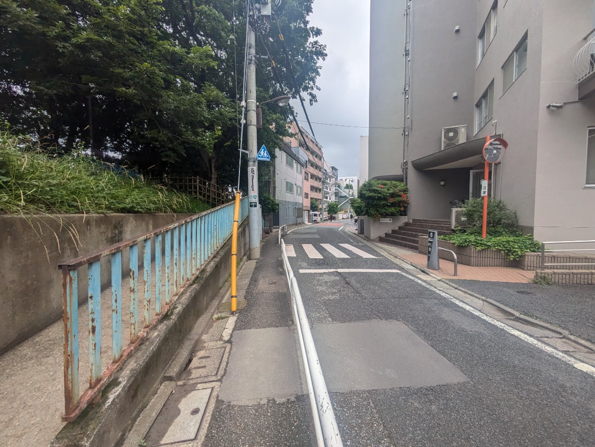 v20250918150711/fresh/building/J00100357449_9