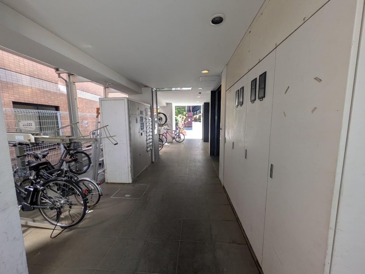 v20250918150711/fresh/building/J00100363433_14