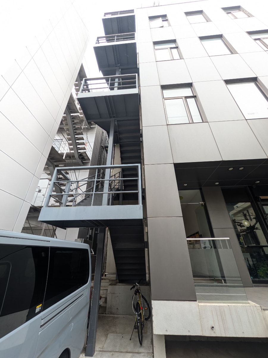 v20250918150711/fresh/building/J00100374325_12