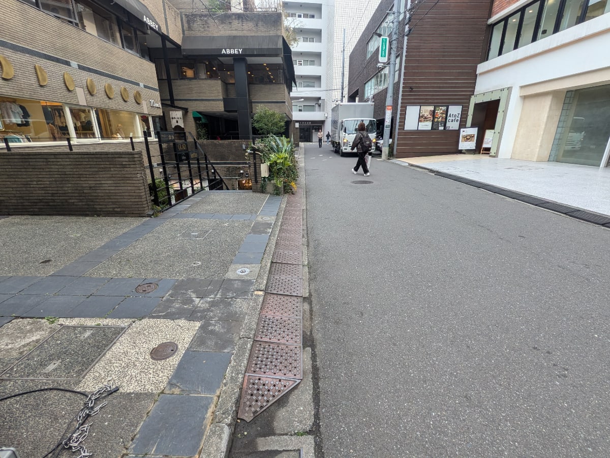 v20250918150711/fresh/building/J00100375822_2