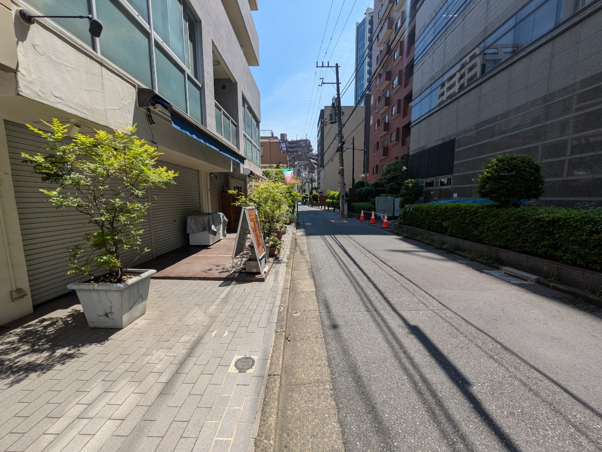 v20250918150711/fresh/building/J00100376240_14