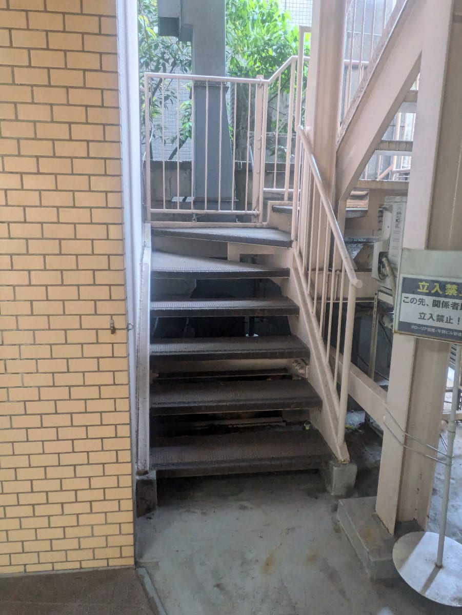 v20250918150711/fresh/building/J00100377972_7