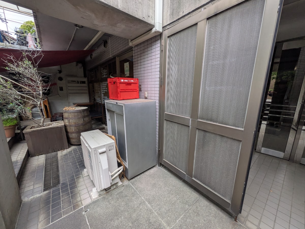 v20250918150711/fresh/building/J00100378237_9