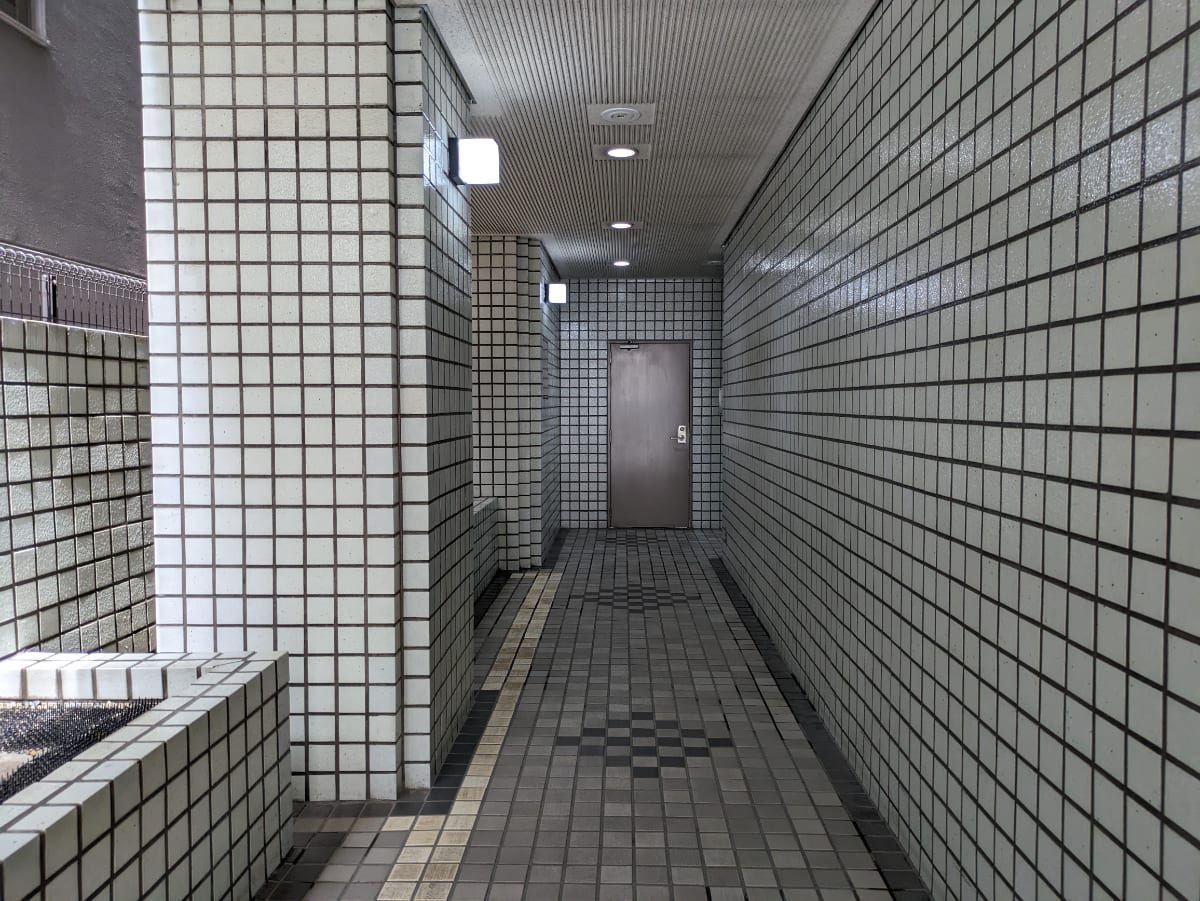 v20250918150711/fresh/building/J00100382516_8