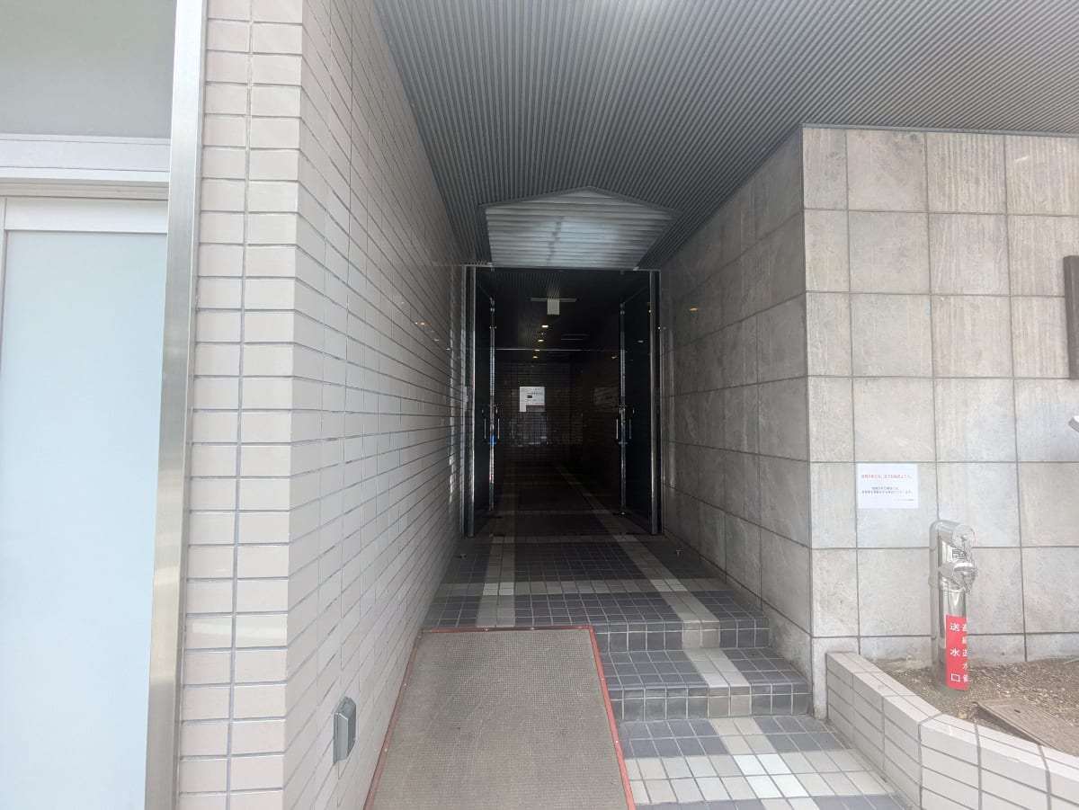 v20250918150711/fresh/building/J00100384122_3