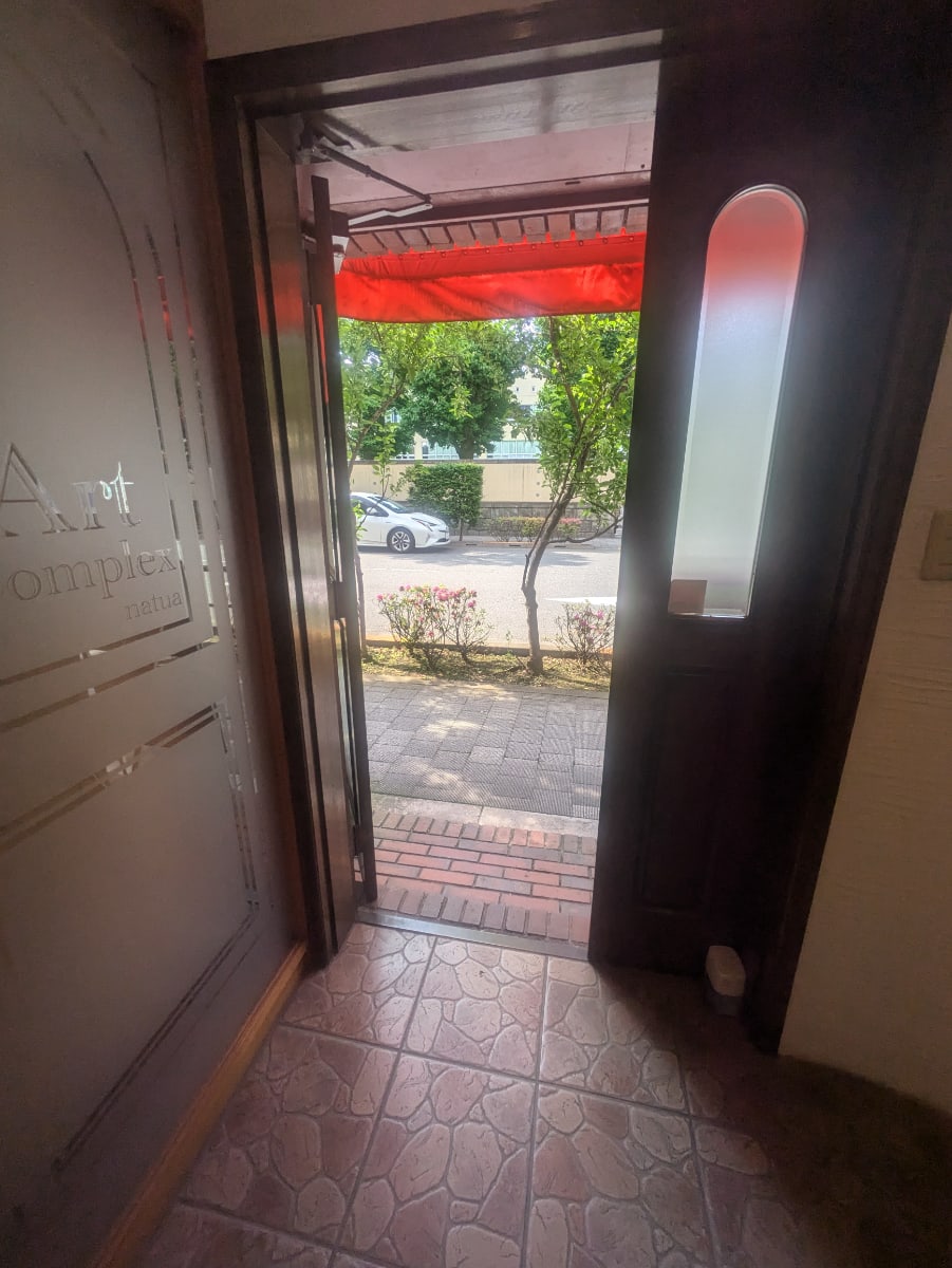 v20250918150711/fresh/building/J00100402477_8