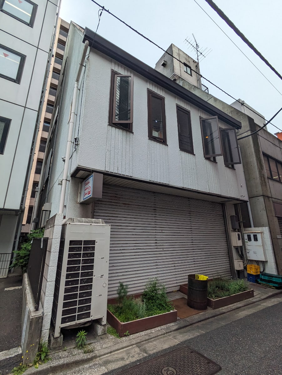 v20250918150711/fresh/building/J00100402743_9