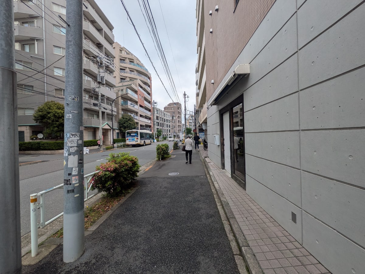 v20250918150711/fresh/building/J00100404272_2