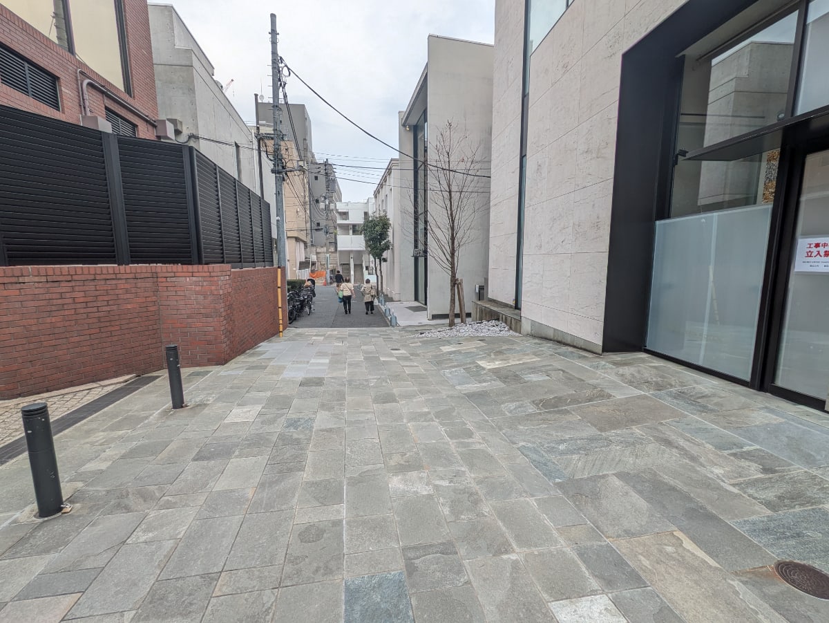 v20250918150711/fresh/building/J00100415039_2