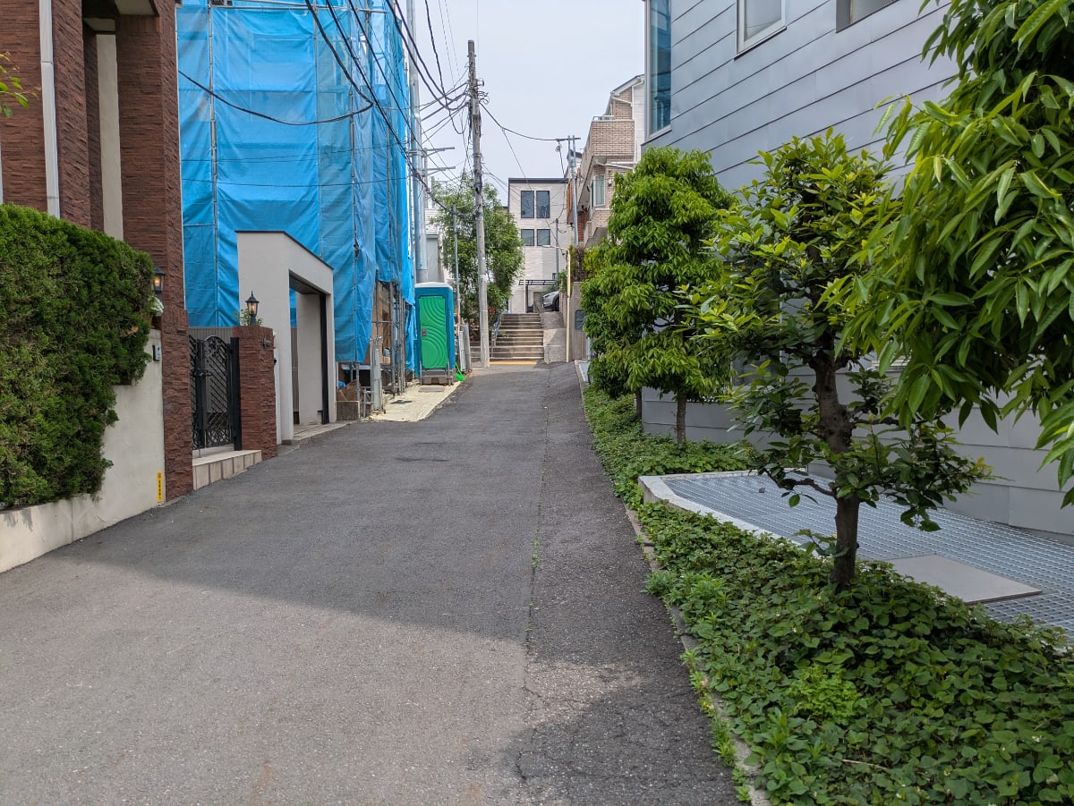 v20250918150711/fresh/building/J00100418365_9