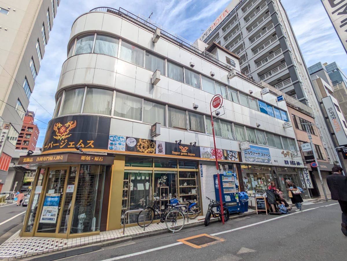 v20250918150711/fresh/building/J00100428359_6