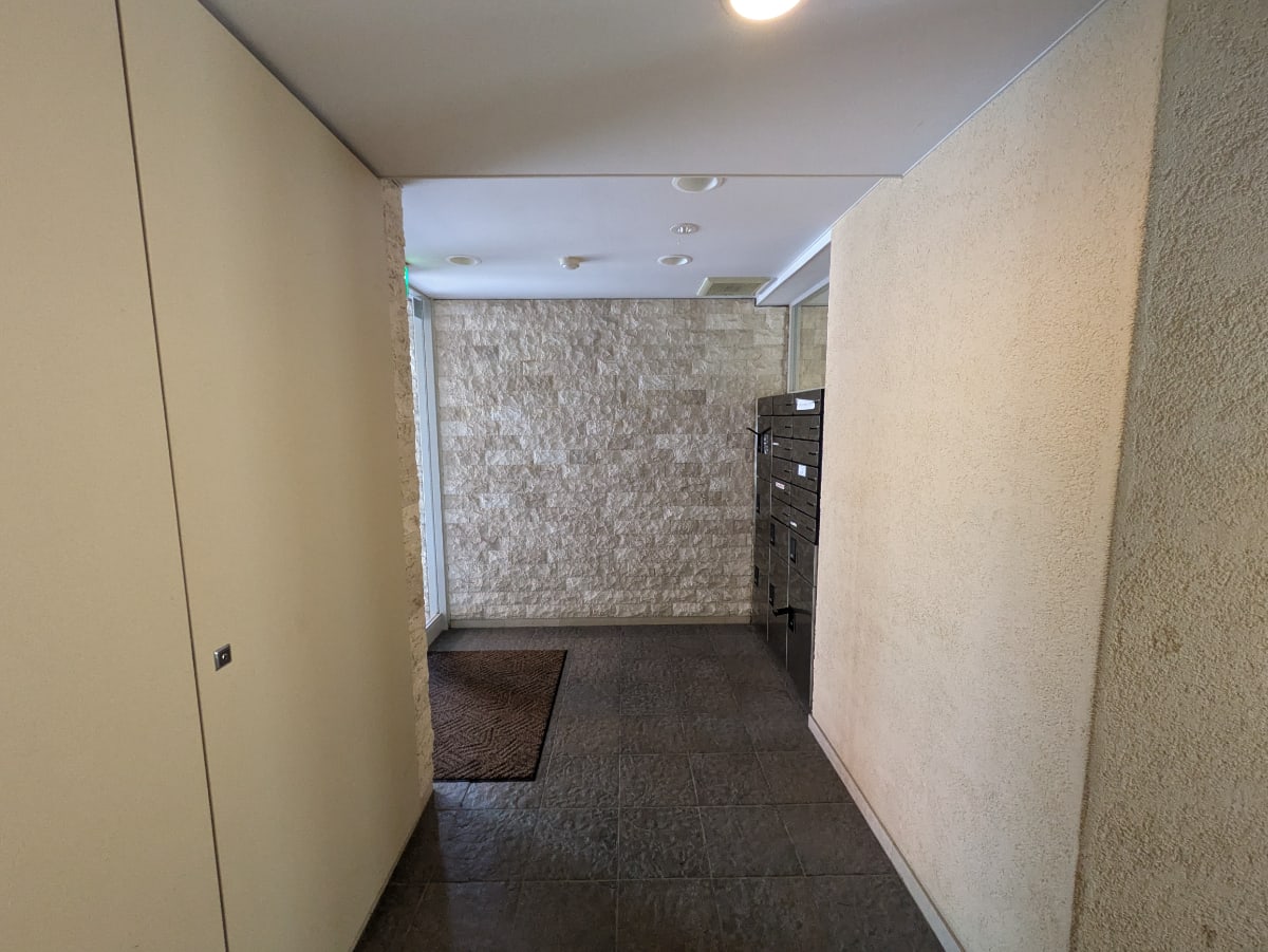 v20250918150711/fresh/building/J00100433407_10