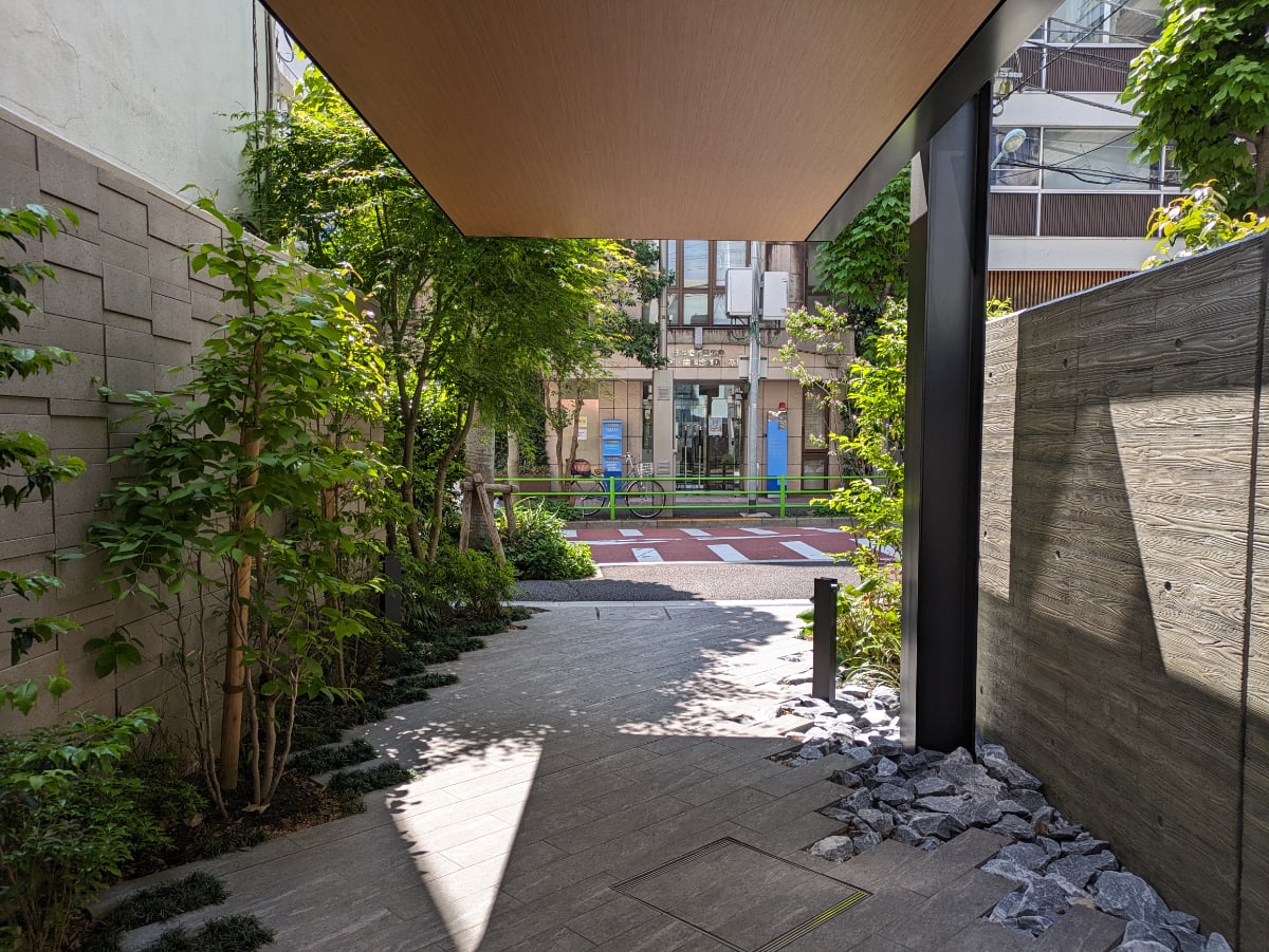 v20250918150711/fresh/building/J00100609292_13