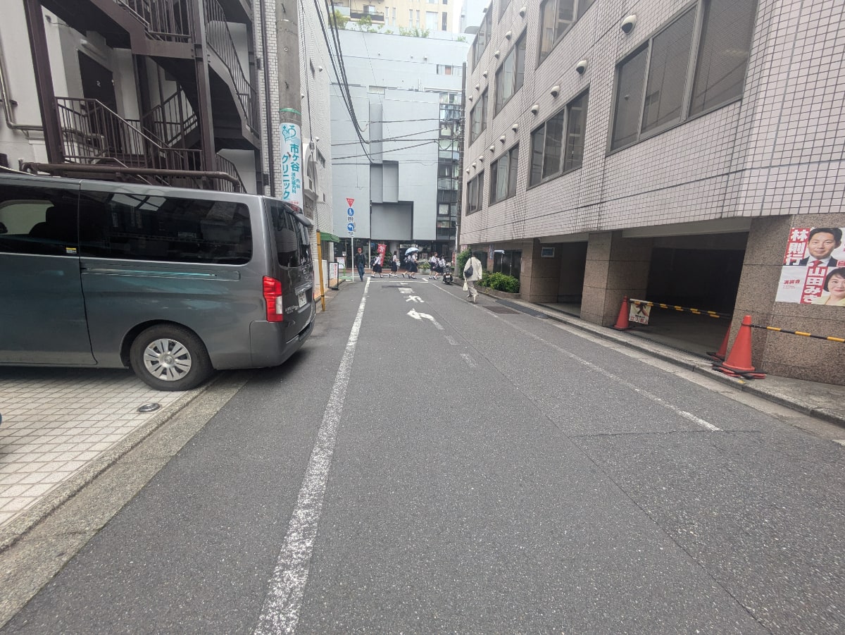 v20250919150704/fresh/building/J00100357453_10