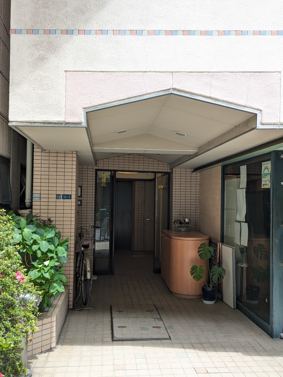 v20250919150704/fresh/building/J00100361416_3