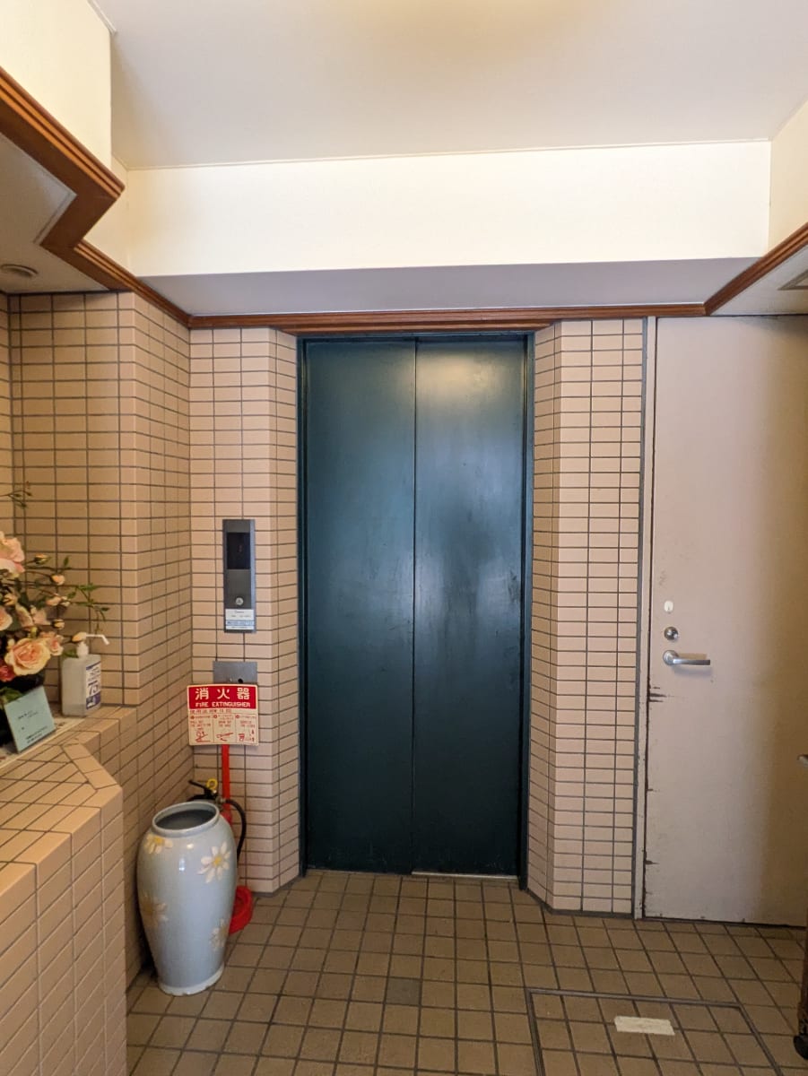 v20250919150704/fresh/building/J00100361416_4