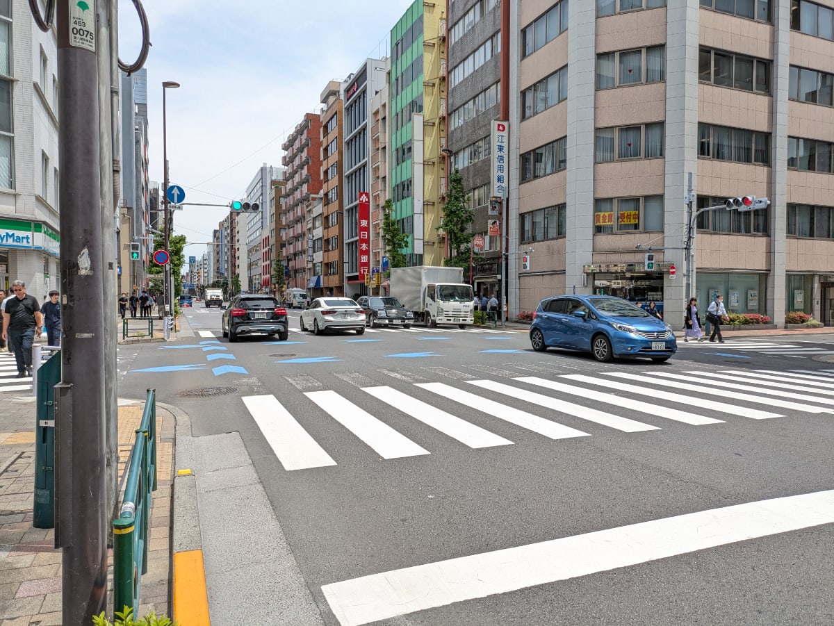 v20250919150704/fresh/building/J00100369301_14
