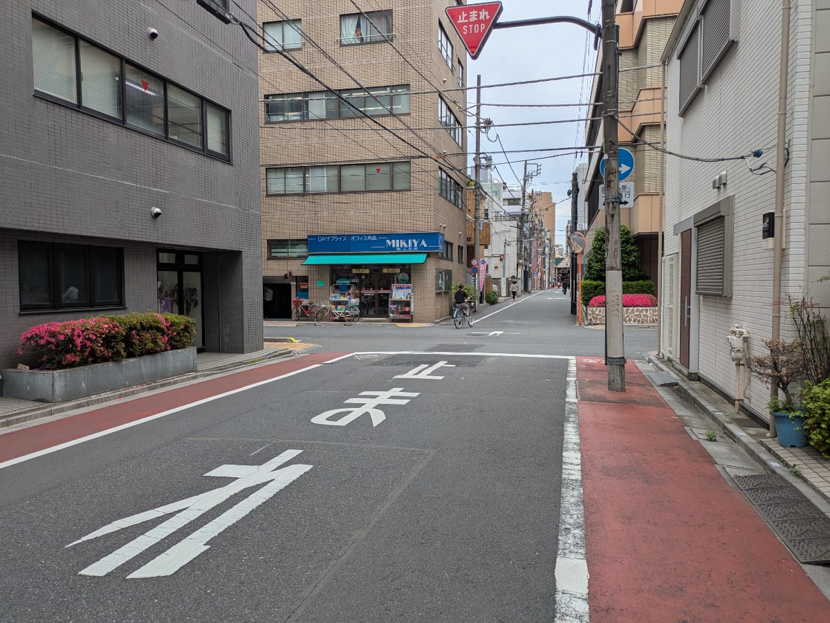 v20250919150704/fresh/building/J00100371107_12