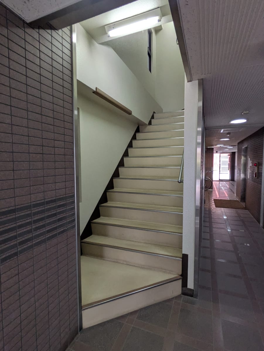 v20250919150704/fresh/building/J00100372900_16