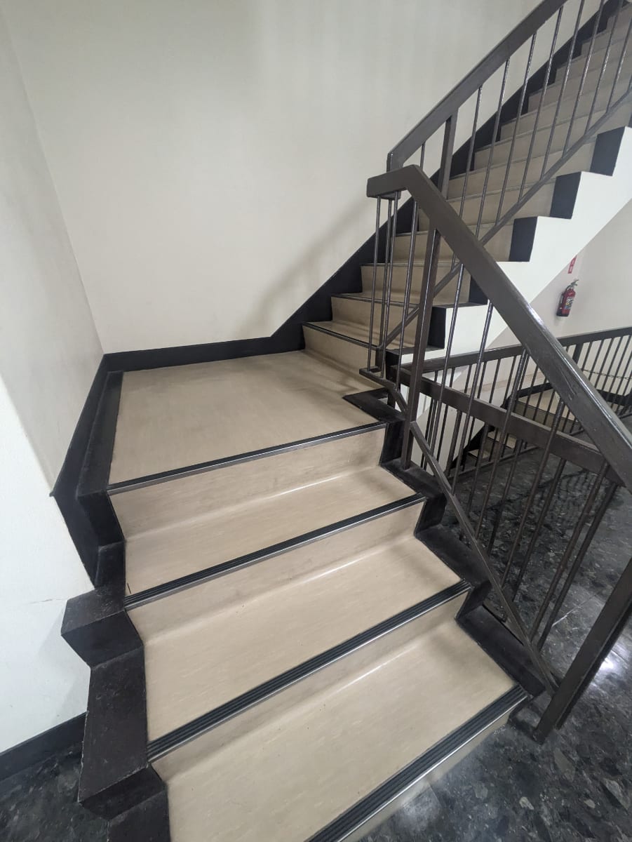 v20250919150704/fresh/building/J00100377485_7