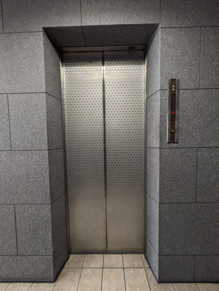 v20250919150704/fresh/building/J00100380721_4