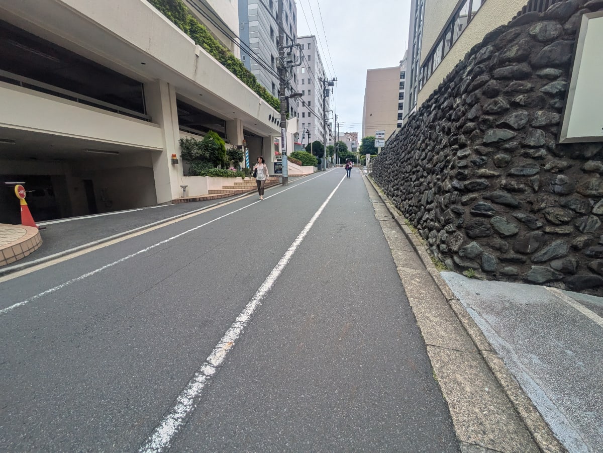 v20250919150704/fresh/building/J00100384120_11
