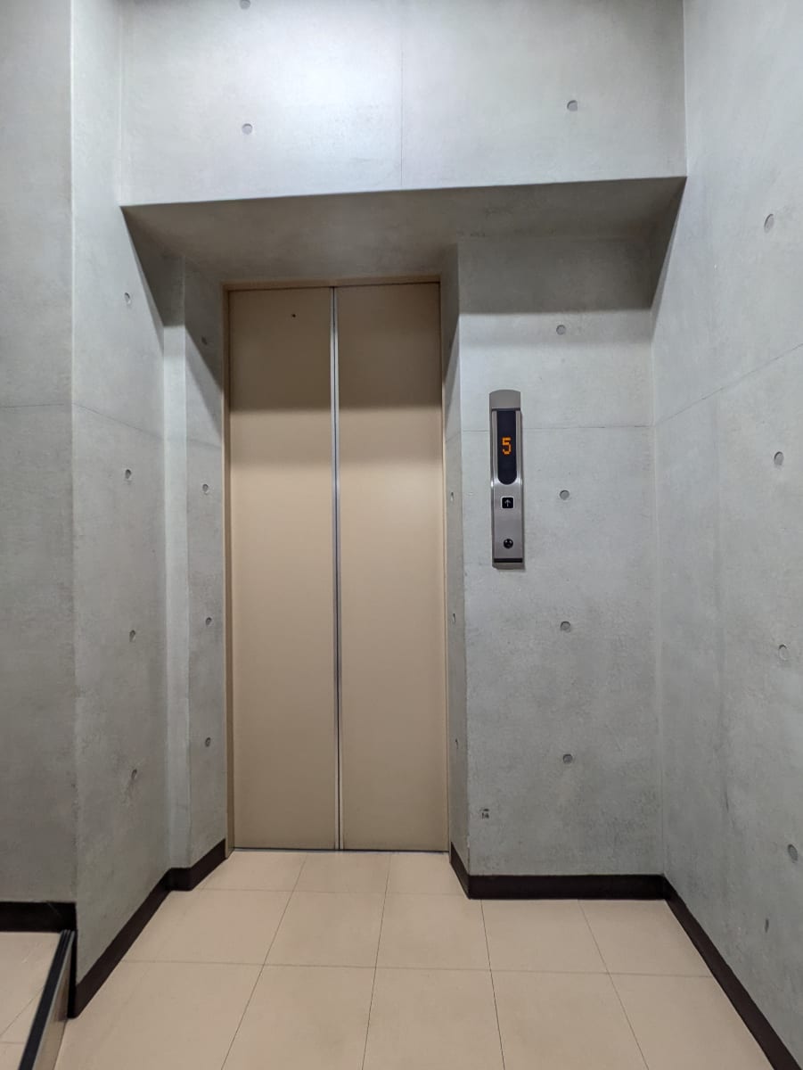 v20250919150704/fresh/building/J00100385312_4
