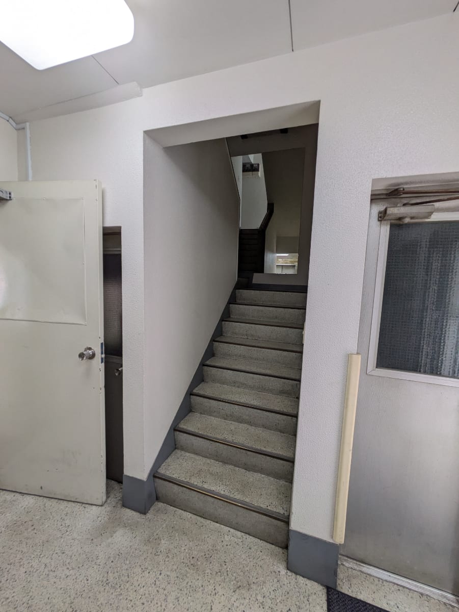 v20250919150704/fresh/building/J00100404033_11