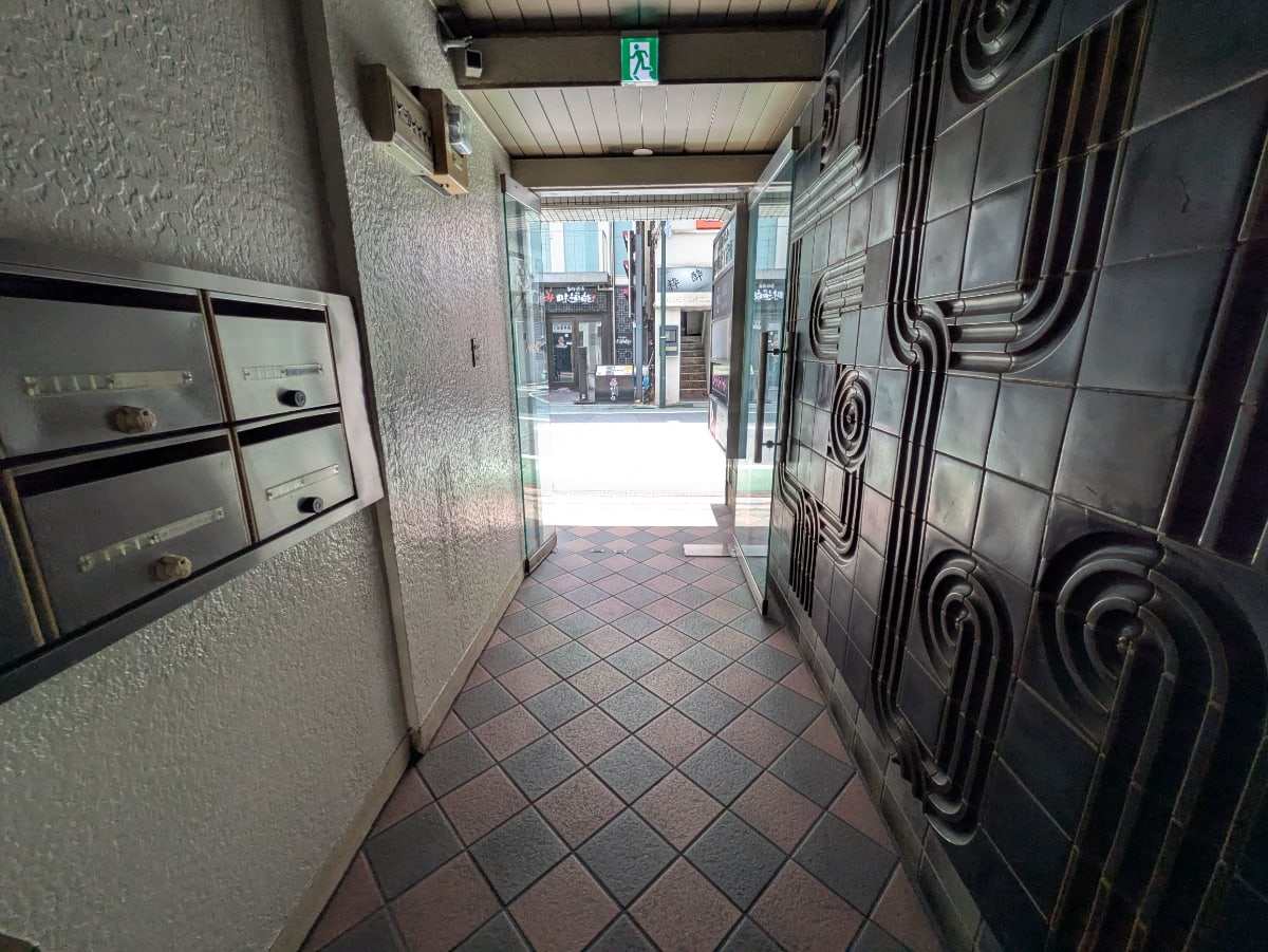 v20250919150704/fresh/building/J00100404324_7