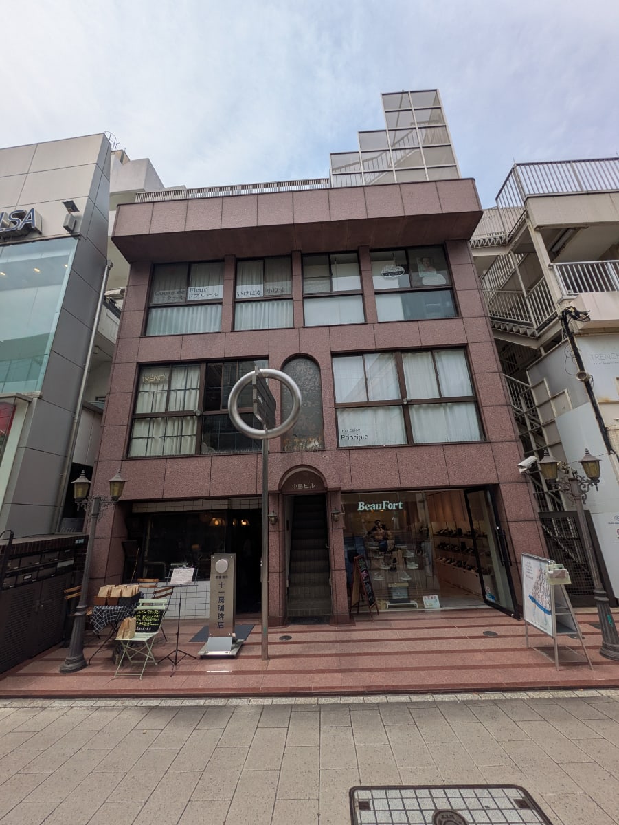 v20250919150704/fresh/building/J00100418558_1