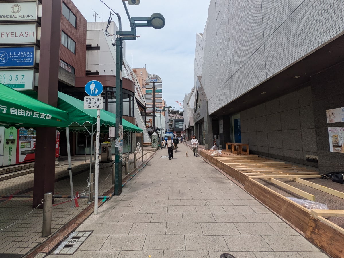v20250919150704/fresh/building/J00100481746_10