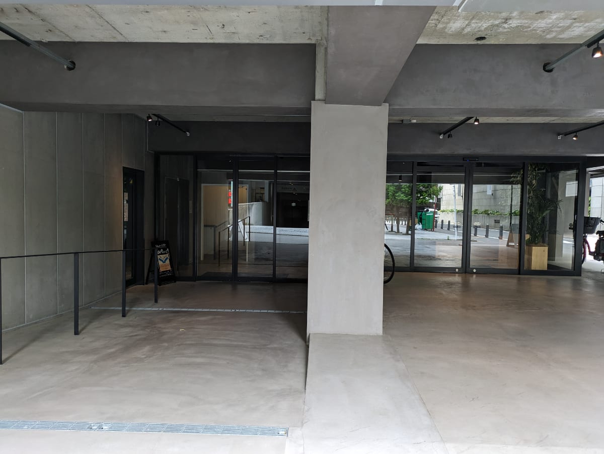 v20250920150703/fresh/building/J00100358820_9