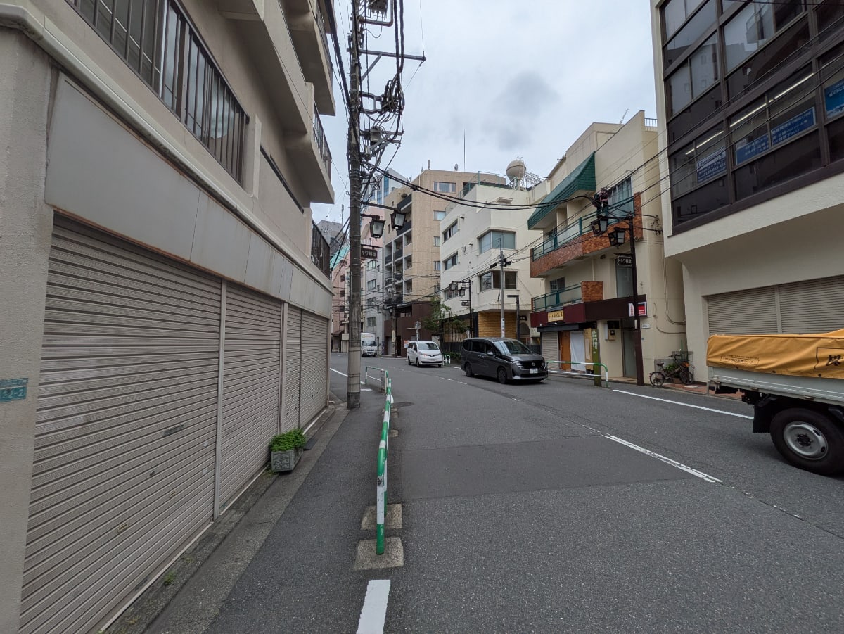 v20250920150703/fresh/building/J00100360670_2
