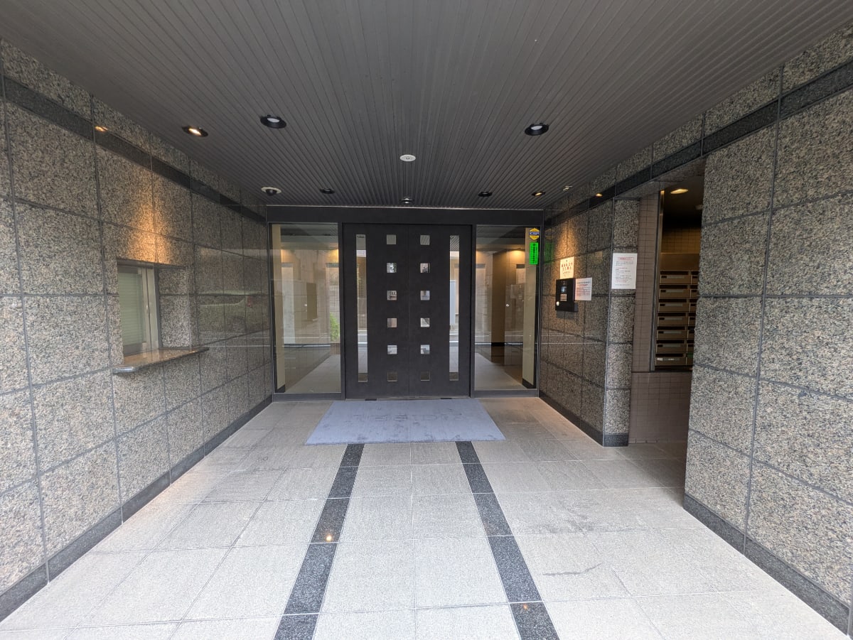 v20250920150703/fresh/building/J00100360812_6