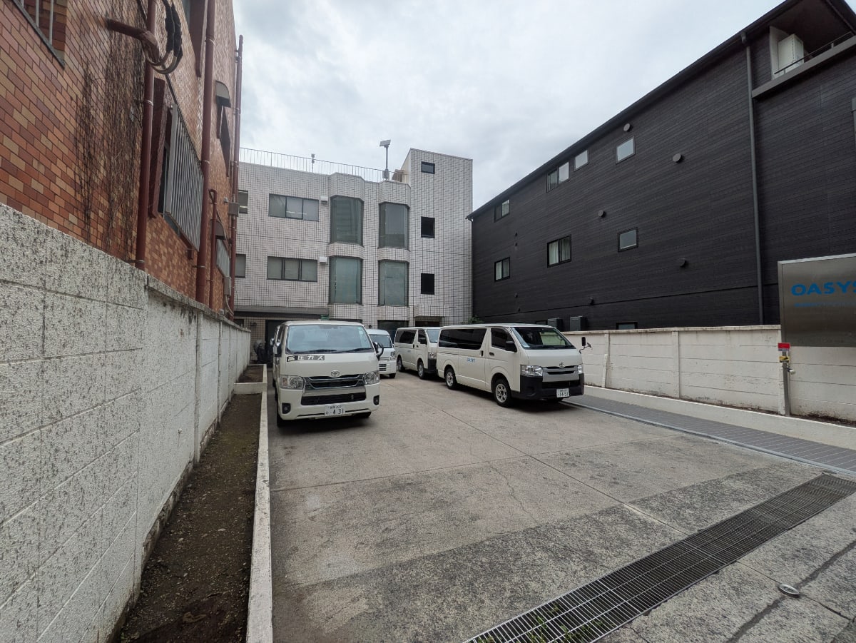 v20250920150703/fresh/building/J00100371037_5