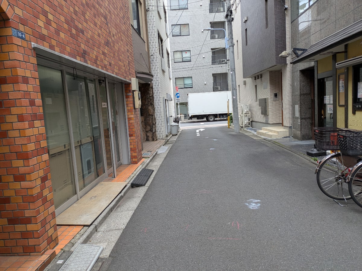 v20250920150703/fresh/building/J00100373408_2