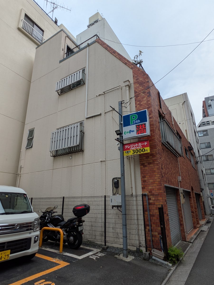 v20250920150703/fresh/building/J00100373408_5