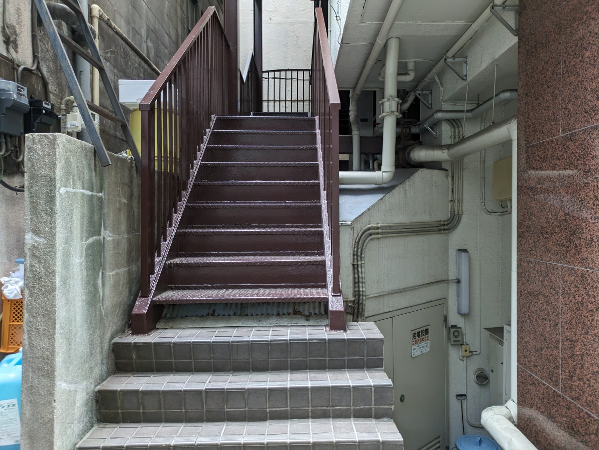 v20250920150703/fresh/building/J00100374241_4