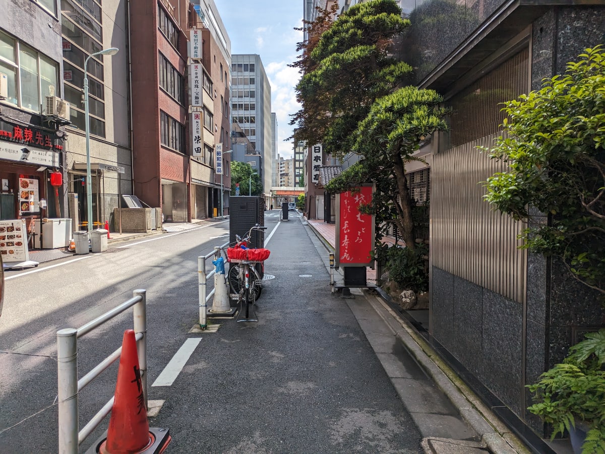 v20250920150703/fresh/building/J00100377676_13