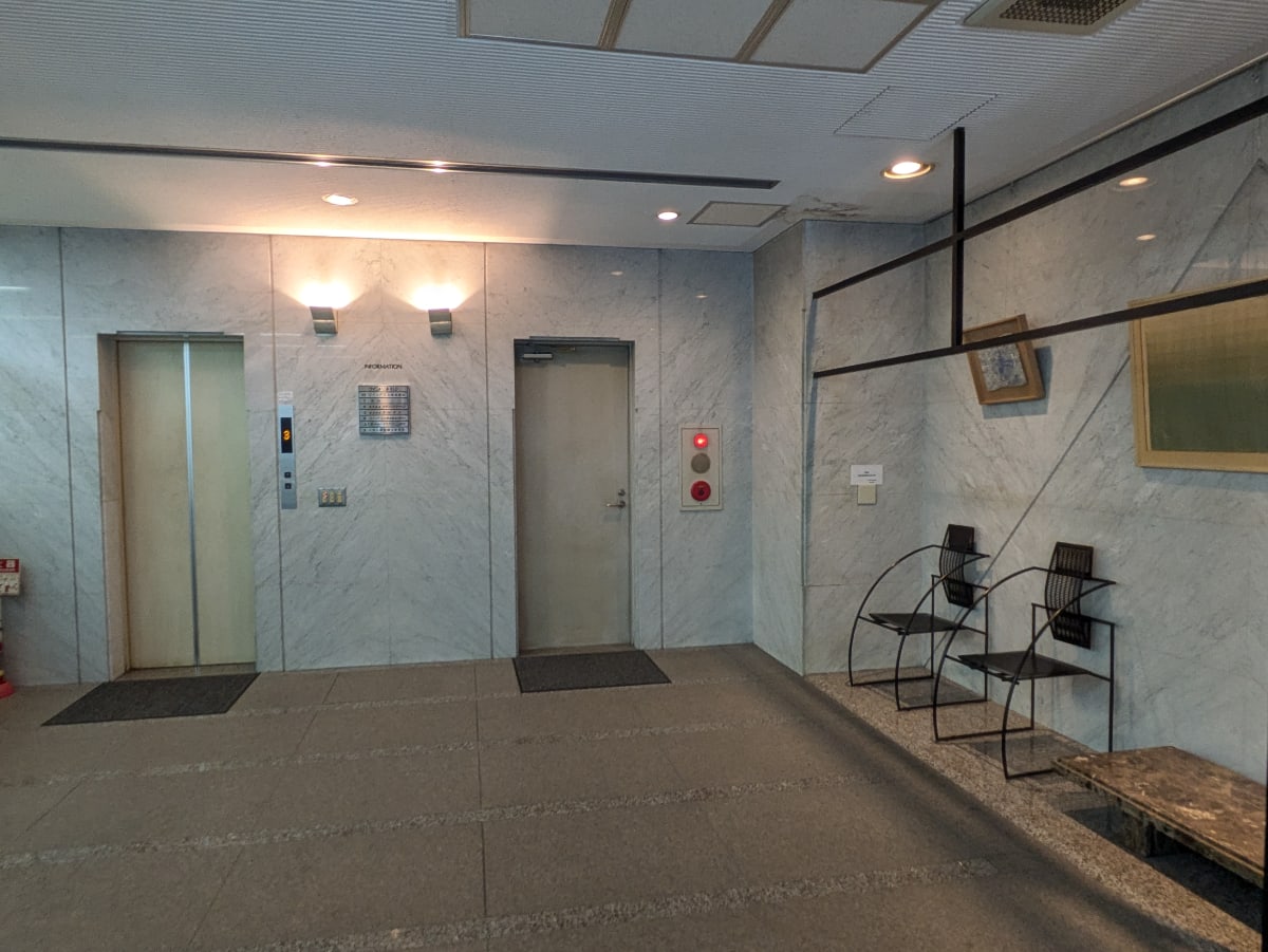 v20250920150703/fresh/building/J00100379313_15