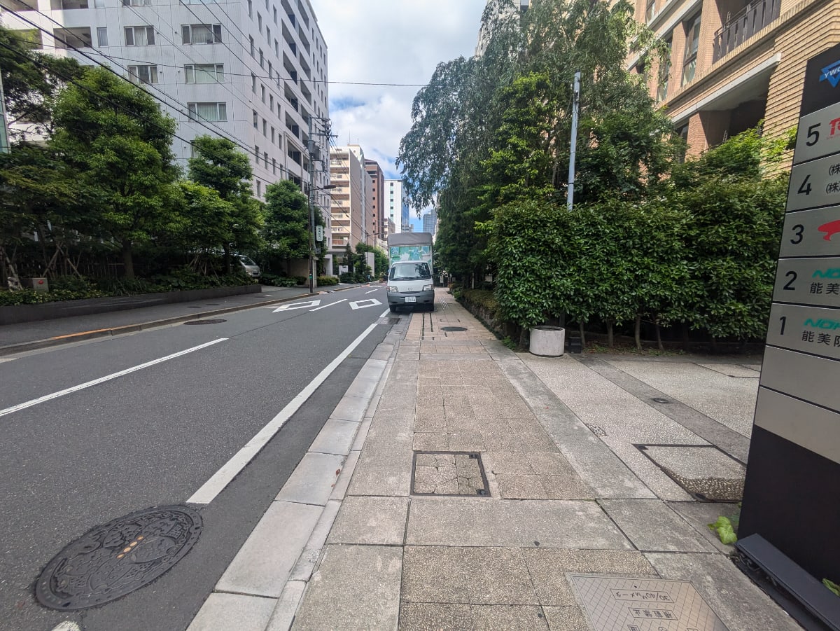 v20250920150703/fresh/building/J00100384113_12