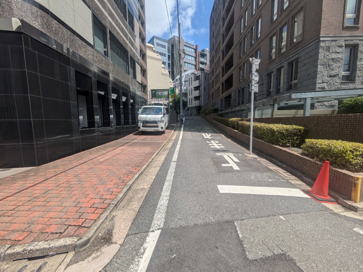 v20250920150703/fresh/building/J00100384186_11