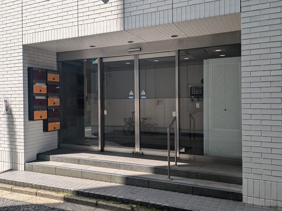 v20250920150703/fresh/building/J00100384194_3