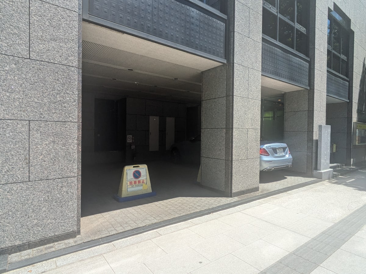 v20250920150703/fresh/building/J00100384218_9