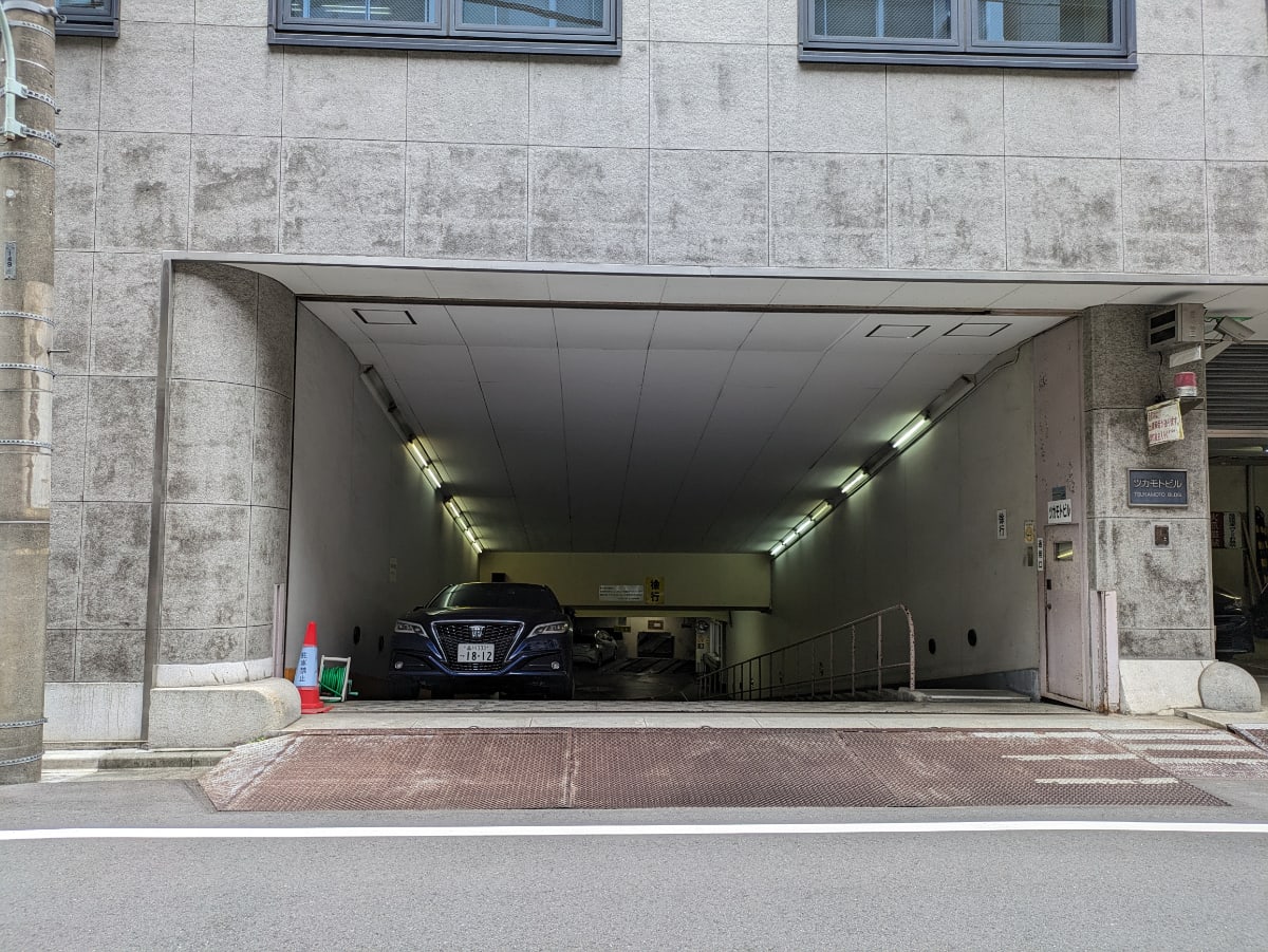v20250920150703/fresh/building/J00100386180_12