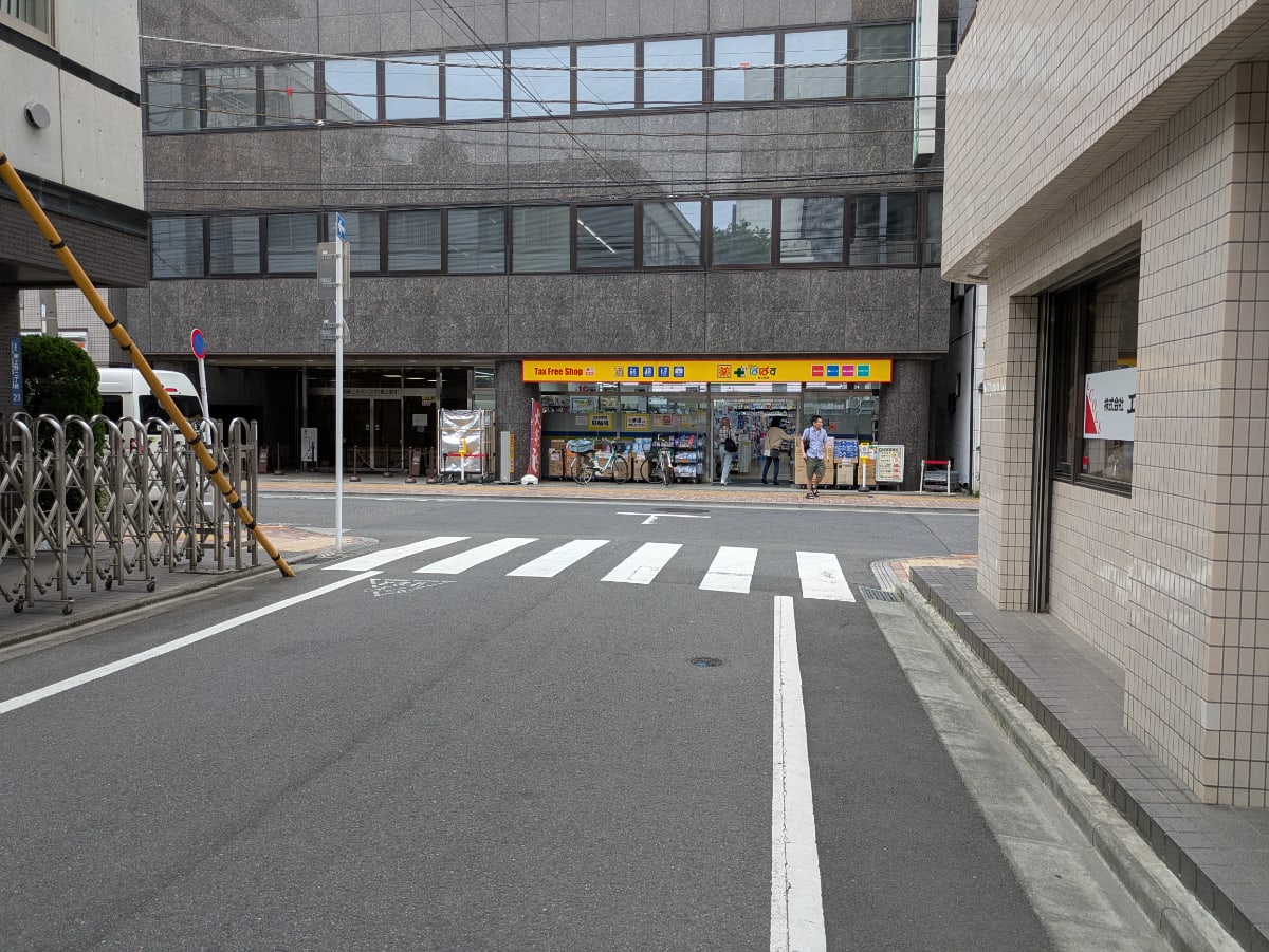 v20250920150703/fresh/building/J00100393649_2