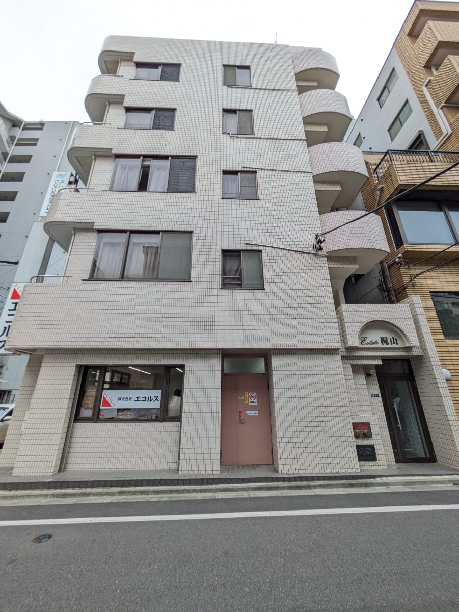 v20250920150703/fresh/building/J00100393649_9